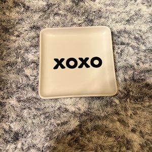 XOXO square plate 5”